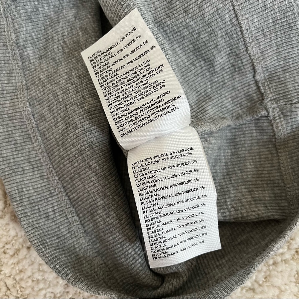 H&M Ribbed T-shirt - Picture 9 of 10